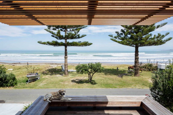 Дом-сарай (offSET Shed House) в Новой Зеландии от Irving Smith Jack Architects.