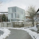 Дом с одной стеной (House with One Wall) в Швейцарии от Christian Kerez.