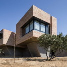    (Single-Family Brick House)    Mariano Molina.