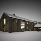 Амбар на Кошачьем холме (Cat Hill Barn) в Англии от Snook Architects.