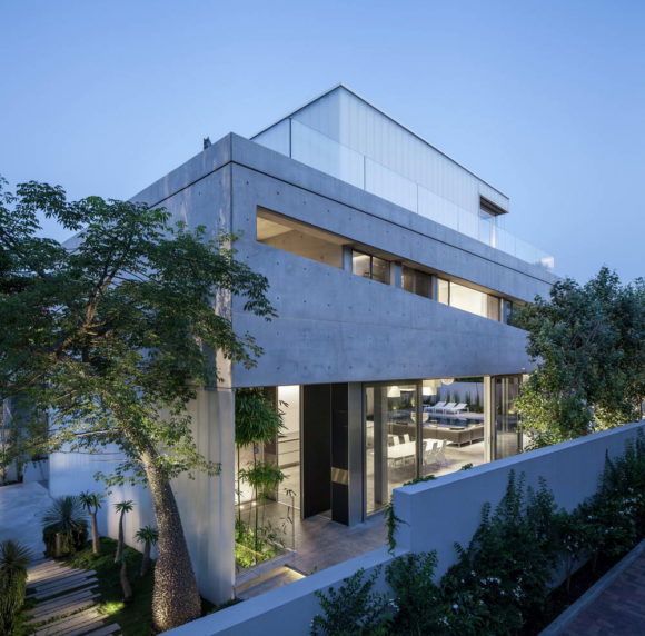 "Бетон с вырезами" (Um Corte Concreto) в Израиле от Pitsou Kedem Architects.