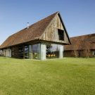 Дом П (House P) в Австрии от Gangoly & Kristiner Architects.