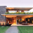 Дом Сьерра Фриа (Casa Sierra Fria) в Мексике от Jose Juan Rivera Rio and his studio JJRR / Arquitectura.