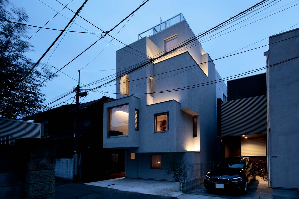 Дом в городе (House in the City) в Японии от Daisuke Ibano при участии Ryosuke Fujii и Satoshi Numanoi. Дом в городе (House in the City) в Японии от Daisuke Ibano при участии Ryosuke Fujii и Satoshi Numanoi.