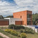 Резиденция T&T (T&T Residence) в Бразилии от Q_arts Arquitetura.