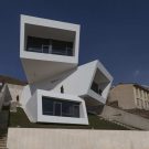 Дом Моша (Mosha House) в Иране от New Wave Architecture.