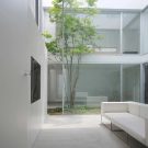 Резиденция S (S Residence) в Японии от Shinichi Ogawa & Associates.