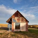 Дом и сарай в Австралии от MRTN Architects.