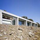 Параллельный дом в Греции от En Route Architects.