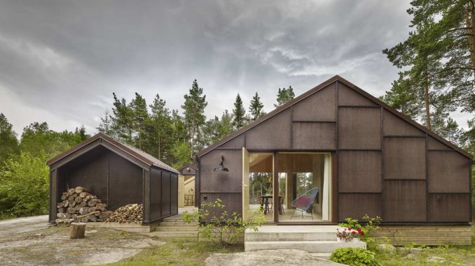 Простой фанерный дом в Швеции