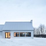 Сельский дом со скандинавским акцентом в Канаде