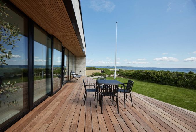 Дом с видом на море в Дании 