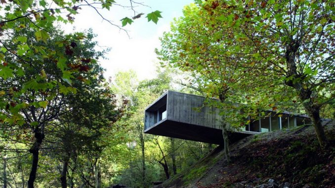 House in Geres 3