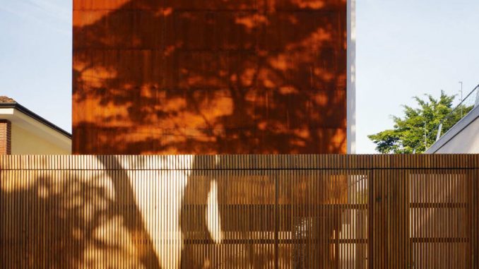 Corten House Marcio Kogan 2