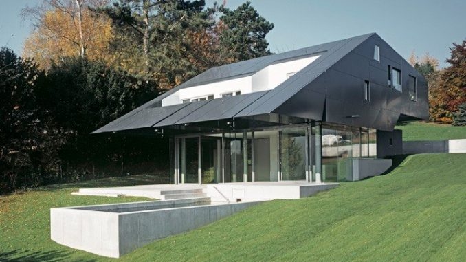 Haus F 1