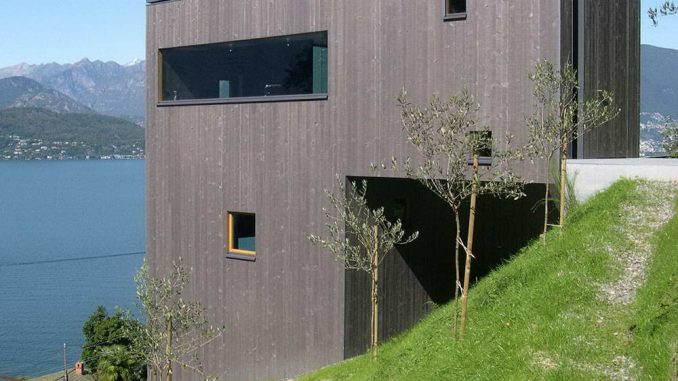Wood house in Caviano 1