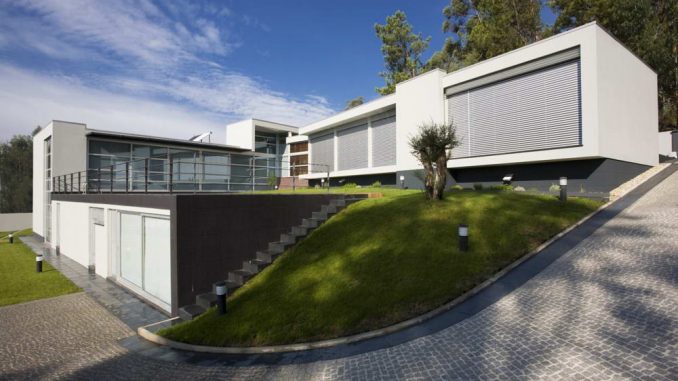 Aveledas House 1