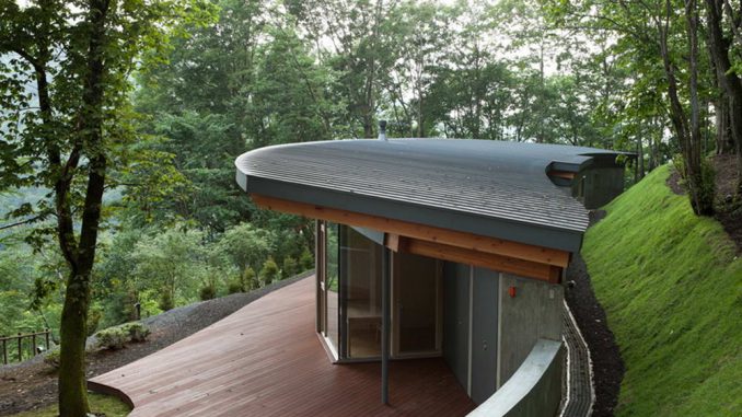 House in Hill 1
