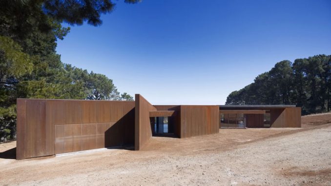 Red House at Red Hill 2