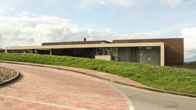 AR House 1