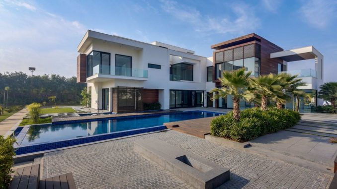 F3 Farmhouse 1