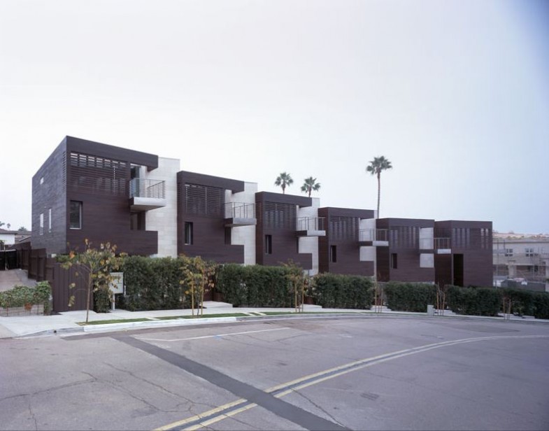 Шесть домов в Калифорнии