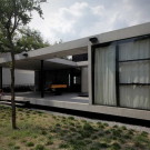 Минималистский бетонный дом с плоской крышей в Мексике