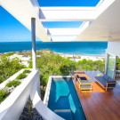 Современный дом на берегу океана в Австралии