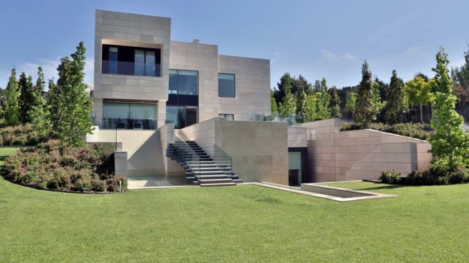 House at the Los Altos del Golf 1