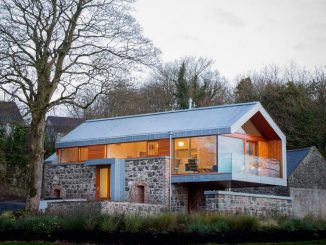 Дом из каменного сарая в Северной Ирландии