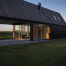 Дача Готланд (Gotland Summer House) в Швеции от Enflo Arkitekter.