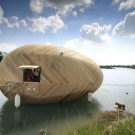 Яйцо Эксбери (Exbury Egg) в Англии от SPUD Group и PAD Studio.