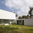Дом РИ (RI House) в Израиле от Paritzki Liani Architects.