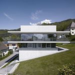 Дом у озера (House by the Lake) в Австрии от Marte.Marte Architekten ZT GmbH.