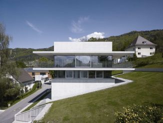Дом у озера (House by the Lake) в Австрии от Marte.Marte Architekten ZT GmbH.