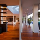 Дом в Беверли-Хиллз (Beverly Hills House) в США от JENDRETZKI Architecture.