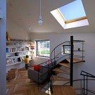 Дом в Оисо (House in Oiso) в Японии от Atelier HAKO Architects.