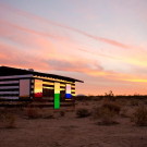 Lucid Stead в США от Phillip K. Smith III.