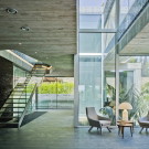Дом 4 в 1 (Casa 4 en 1) в Испании от Clavel Arquitectos.