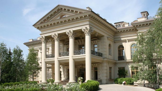 Современная классика в Подмосковье Современная классика в Подмосковье