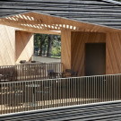 Дегустационный зал (Tasting Room at Sokol Blosser Winery) в США от Allied Works Architecture.