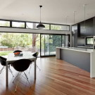 Дом Наррабунда (Narrabundah House) в Австралии от Adam Dettrick Architects.
