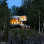 Дом на острове в Канаде