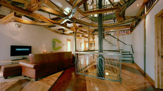Exceptional House 3