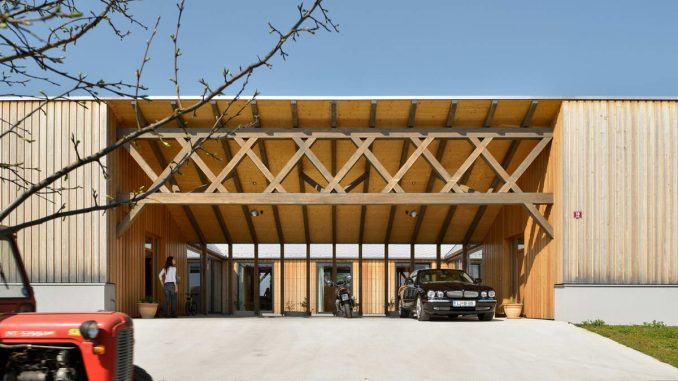 Дом на одну семью (Single-family house in Curile) в Словении от 3biro. Дом на одну семью (Single-family house in Curile) в Словении от 3biro.