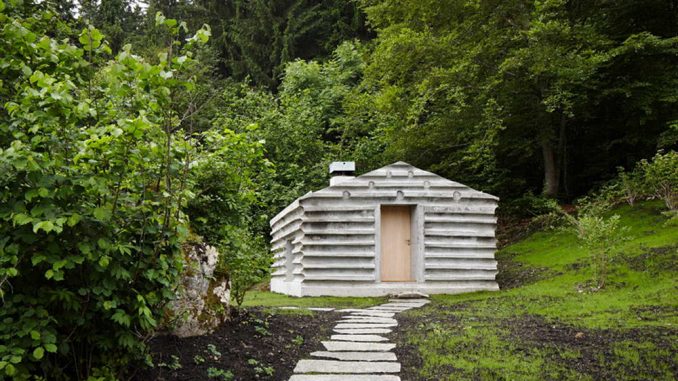 Бетонный дом (Concrete house) в Швейцарии от Nickisch Sano Walder Architects. Бетонный дом (Concrete house) в Швейцарии от Nickisch Sano Walder Architects.