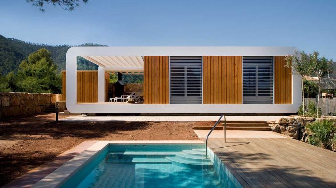 Сборный дом (Prefab Home) в Испании от NOEM. Сборный дом (Prefab Home) в Испании от NOEM.