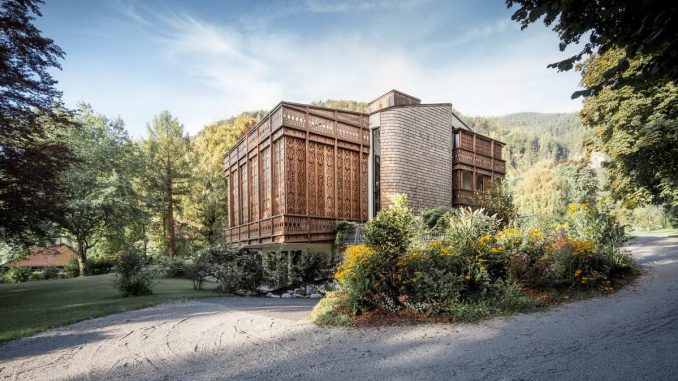 Villa am See 2