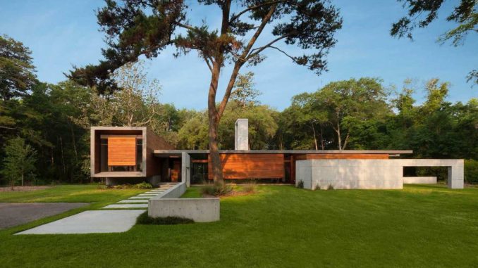 Дом на острове (Brays Island SC Modern II) в США от SBCH Architects. Дом на острове (Brays Island SC Modern II) в США от SBCH Architects.