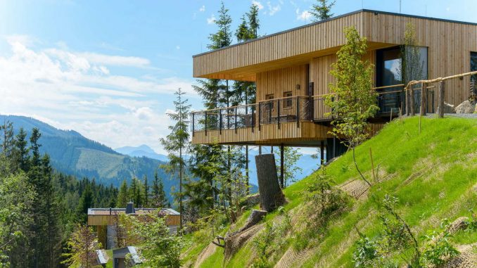 Горное Шале Люкс (Deluxe Mountain Chalets) в Австрии от Viereck Architects.